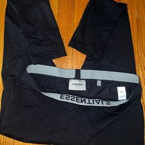 Essentials leggins. Good used condition